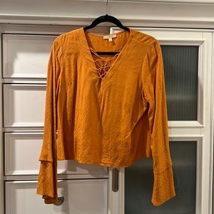 Skies Are Blue Womens Boho Top Size MOrange Long Bell Sleeve V-Neck Embroidered